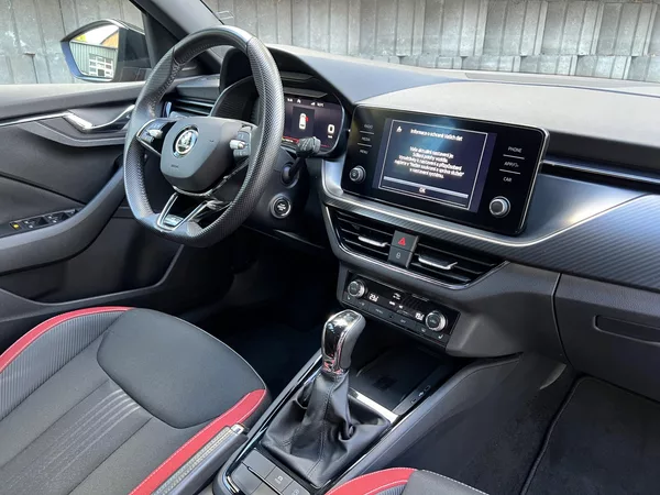 Škoda Kamiq 1.5TSi MONTE CARLO DSG ACC - foto 7