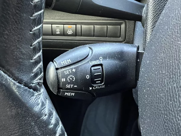 Peugeot 308 SW 1.5 BlueHDi 96 kW - foto 16