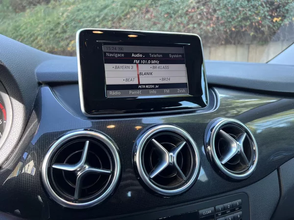 Mercedes-Benz Třídy B B 180 CDi 80 kW 2.MAJITEL - foto 12