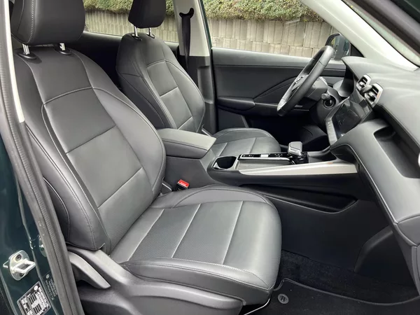 MG ZS 1.5 HYBRID+ 145 kW 10.000KM - foto 6
