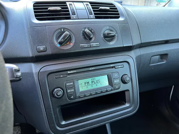 Škoda Fabia combi 1.2 TSi 63 kW NOVÁ STK - foto 13