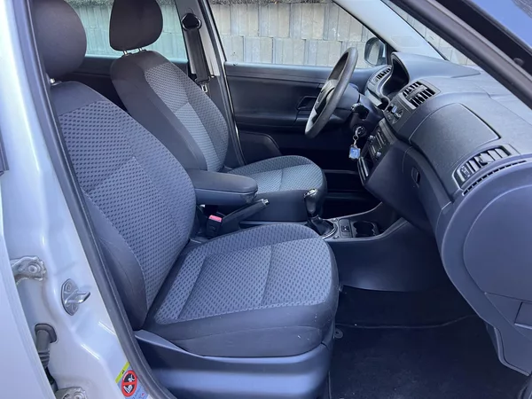 Škoda Fabia combi 1.2 TSi 63 kW NOVÁ STK - foto 6