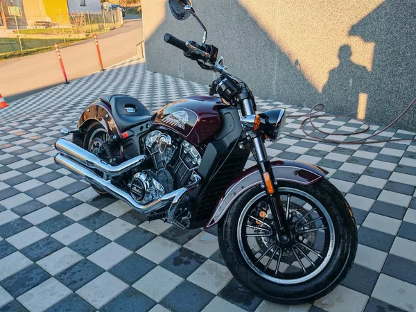 Indian Scout Classic - foto 3