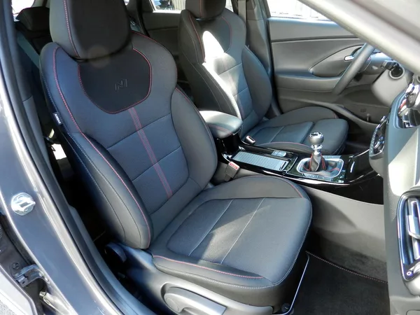 Hyundai I30 N-LINE FL 1.5 T-GDI 103 kW DPH - foto 7