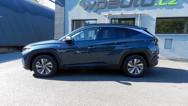 Hyundai Tucson 1.6 CRDi 100 kW NAVI - foto 6