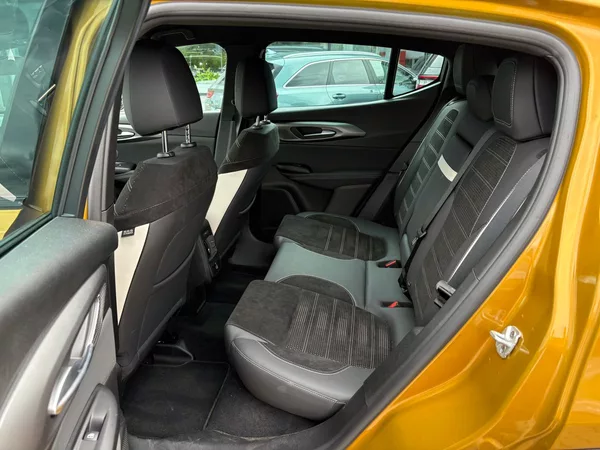 Alfa Romeo Tonale Sport Speciale 1.5 Turbo Ibrid - foto 11
