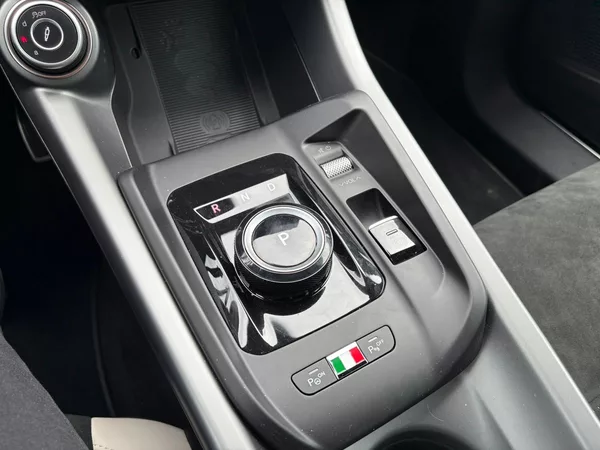 Alfa Romeo Tonale Sport Speciale 1.5 Turbo Ibrid - foto 16