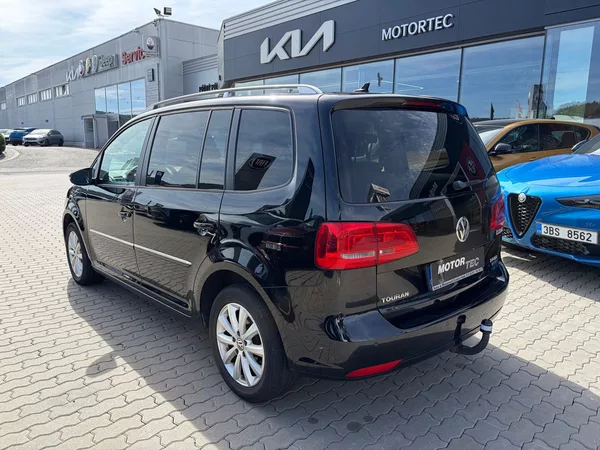 Volkswagen Touran 2.0 TDi 103kW - foto 4