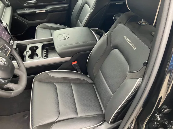 Dodge RAM 3.0 I6 LPG 426k LARAMIE SPORT - foto 20