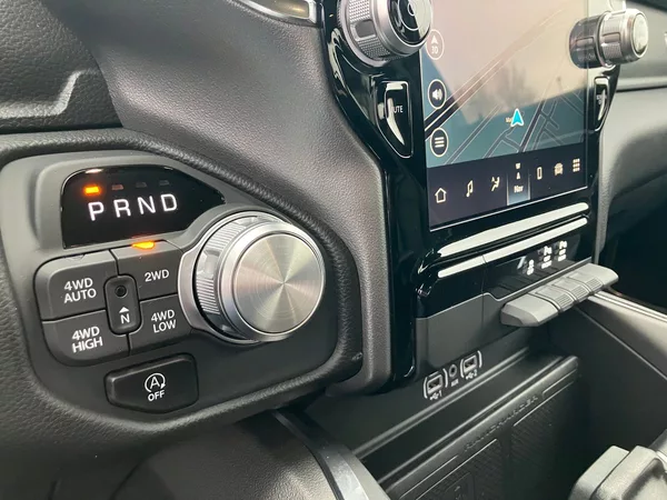 Dodge RAM 3.0 I6 LPG 426k LARAMIE SPORT - foto 29