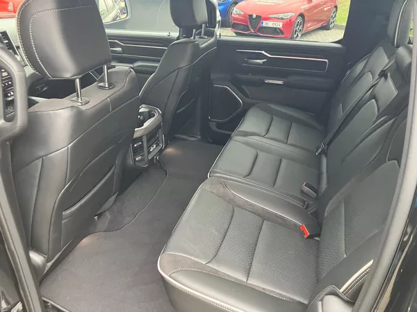 Dodge RAM 3.0 I6 LPG 426k LARAMIE SPORT - foto 38