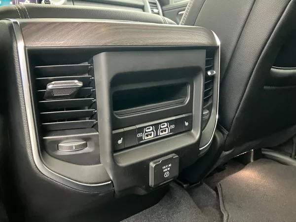 Dodge RAM 3.0 I6 LPG 426k LARAMIE SPORT - foto 39