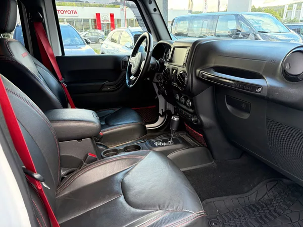 Jeep Wrangler 2.8 CRDi 147kW AT6 - foto 7