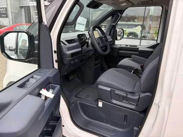 Kia PV5 Cargo 3DR L2H1 4x2 PLUS 120 KW - foto 21