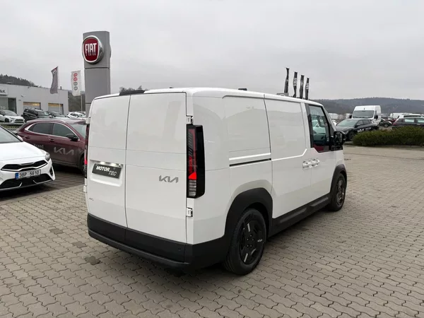 Kia PV5 Cargo 3DR L2H1 4x2 PLUS 120 KW - foto 7