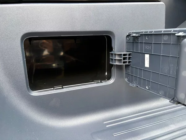Kia PV5 Cargo 3DR L2H1 4x2 PLUS 120 KW - foto 16
