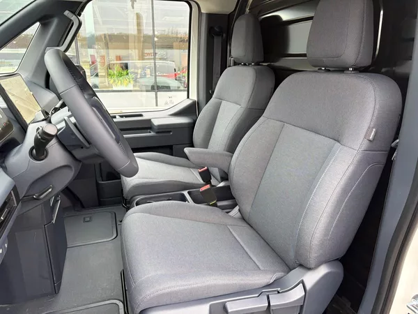 Kia PV5 Cargo 3DR L2H1 4x2 PLUS 120 KW - foto 22