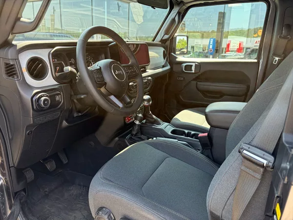 Jeep Wrangler 3.6 V6 WILLYS - foto 5