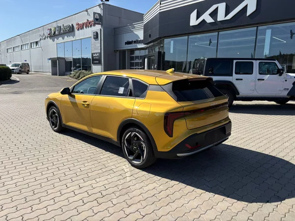Kia HB 1,0 T-GDi GPF MHEV 7DCT EXC - foto 5