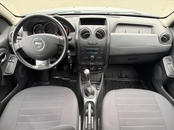 Dacia Duster 1.6 16V 77kW - foto 8