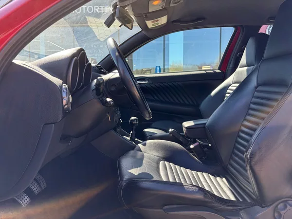 Alfa Romeo 147 GTA 3.2 V6 250k Rosso - foto 6