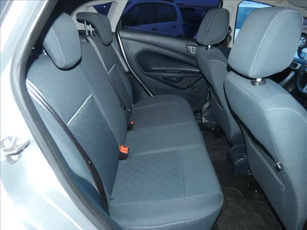 Ford Fiesta 1,4 TDCI - foto 11