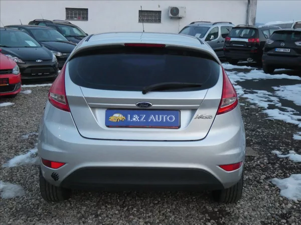 Ford Fiesta 1,4 TDCI - foto 5