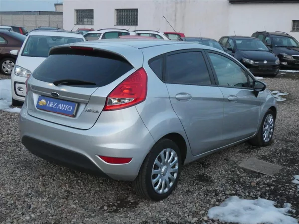 Ford Fiesta 1,4 TDCI - foto 6