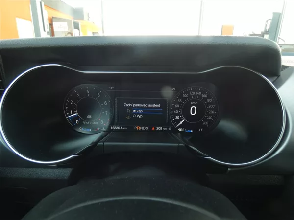 Ford Mustang 5,0 GT V8 - foto 11