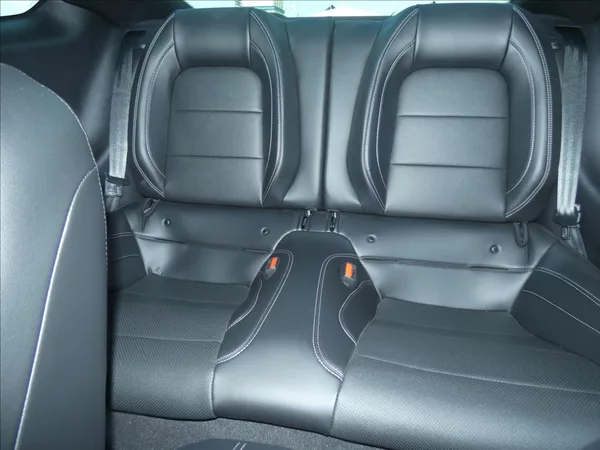 Ford Mustang 5,0 GT V8 - foto 15