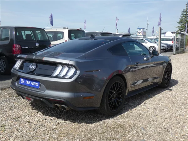 Ford Mustang 5,0 GT V8 - foto 4