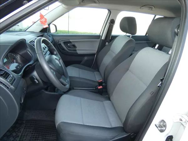 Škoda Fabia 1,6 TDI - foto 8