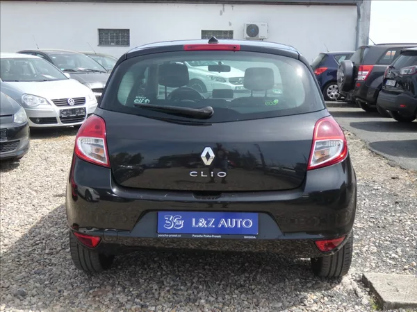 Renault Clio 1,2 16V - foto 5
