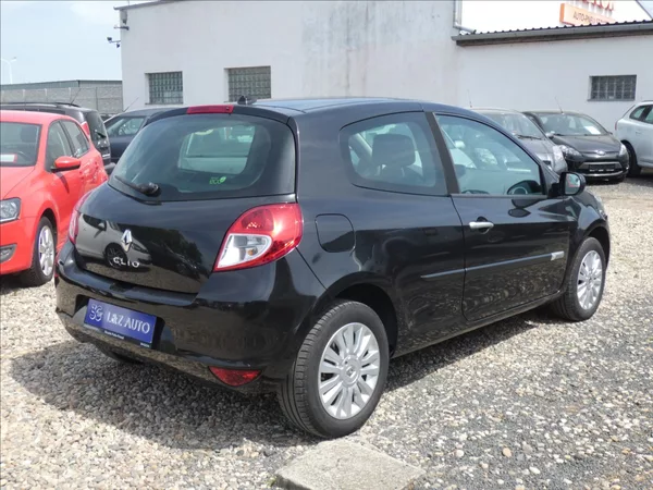 Renault Clio 1,2 16V - foto 6
