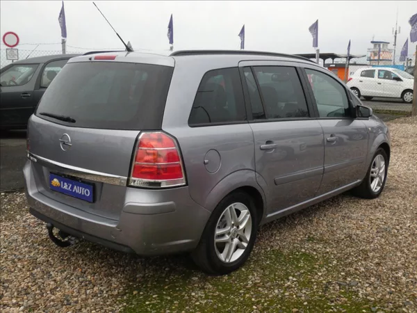 Opel Zafira 1,8 16V - foto 4