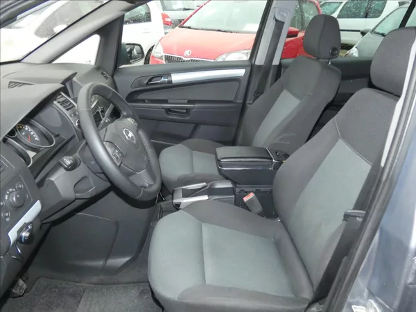 Opel Zafira 1,8 16V - foto 9