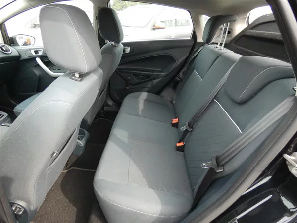 Ford Fiesta 1,2 - foto 9