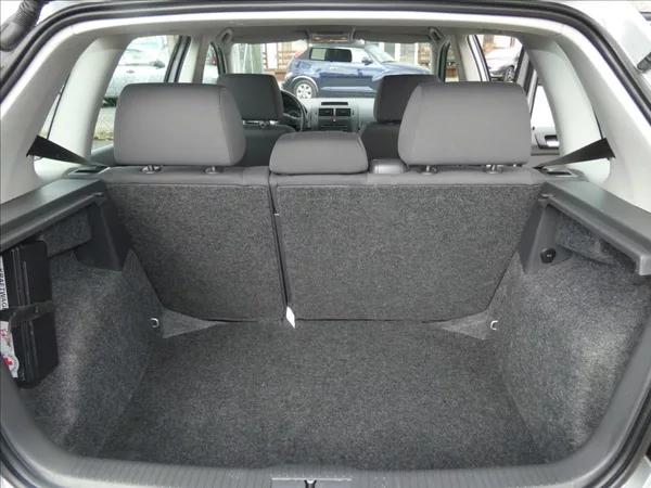 Volkswagen Polo 1,4 16V - foto 12