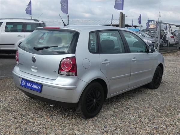 Volkswagen Polo 1,4 16V - foto 4