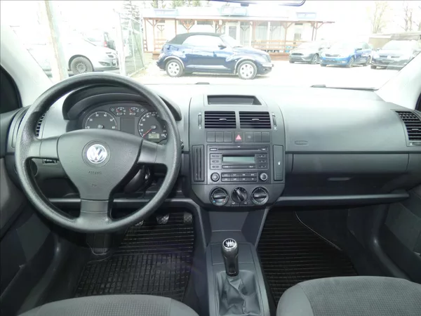 Volkswagen Polo 1,4 16V - foto 7