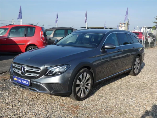 Mercedes-Benz Třídy E 2,0 E 220 d 4MATIC All-Terrain