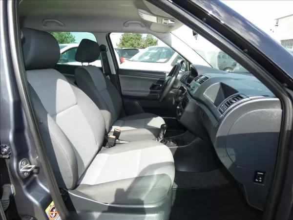 Škoda Fabia 1,4 16V - foto 10