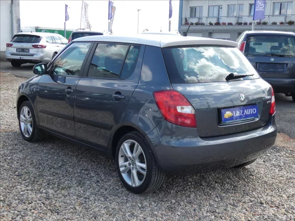 Škoda Fabia 1,4 16V - foto 6