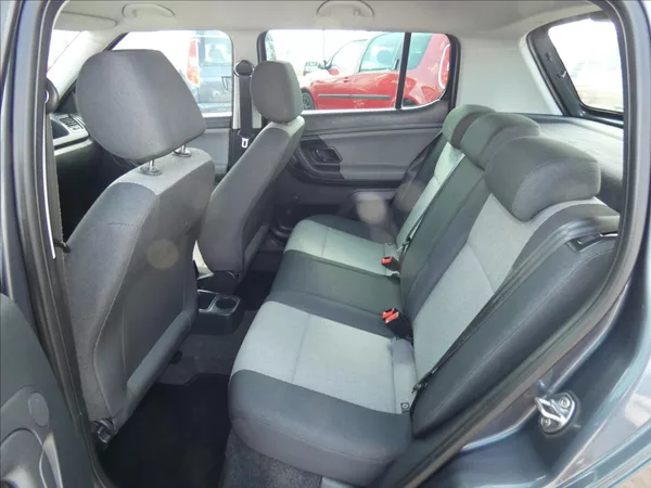 Škoda Fabia 1,4 16V - foto 9