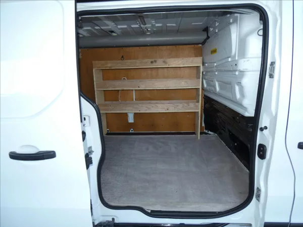 Renault Trafic 1,6 DCI - foto 10