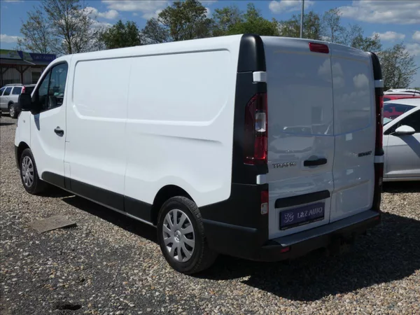 Renault Trafic 1,6 DCI - foto 4