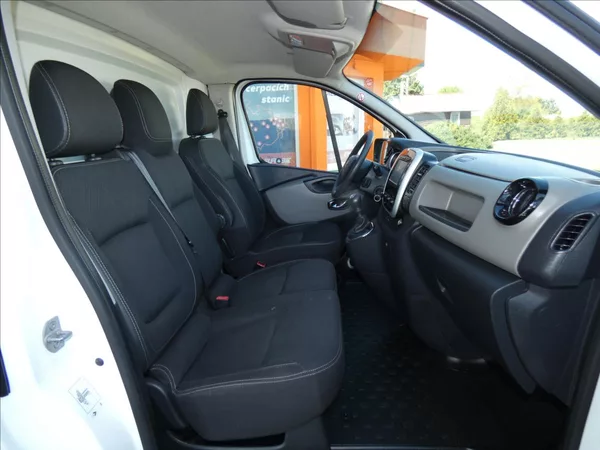 Renault Trafic 1,6 DCI - foto 9