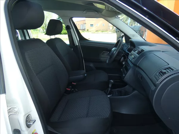 Škoda Roomster 1,2 TSI - foto 12