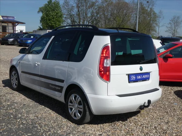 Škoda Roomster 1,2 TSI - foto 6