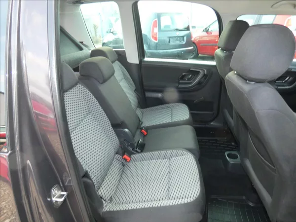 Škoda Roomster 1,2 TSI Style - foto 13